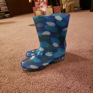 Rain boots